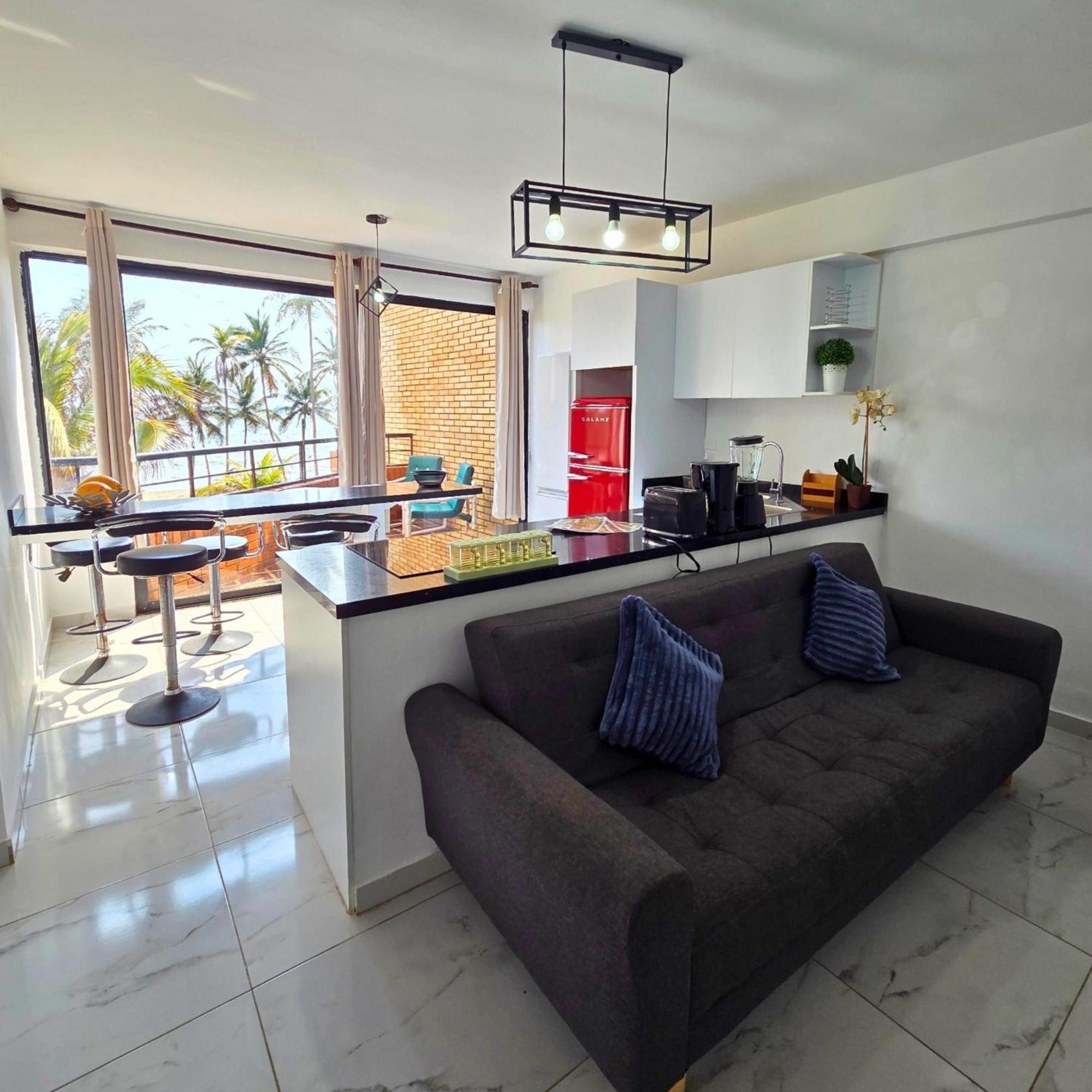 Апартаменти Tucacas, Frente Al Mar, Balcon, Piscina Y Playa Privada Екстер'єр фото