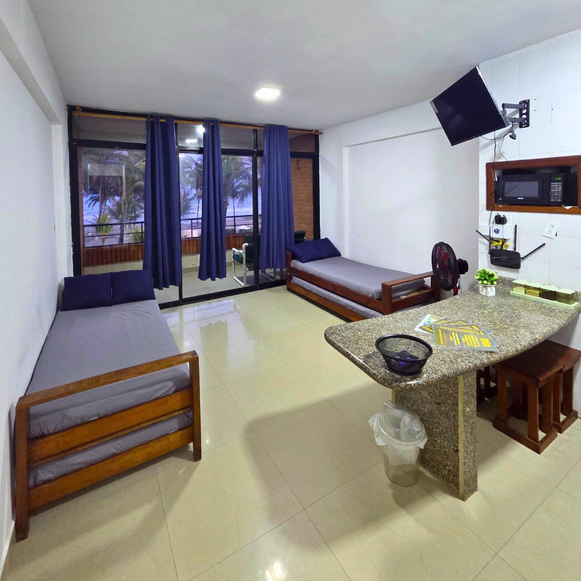 Апартаменти Tucacas, Frente Al Mar, Balcon, Piscina Y Playa Privada Екстер'єр фото