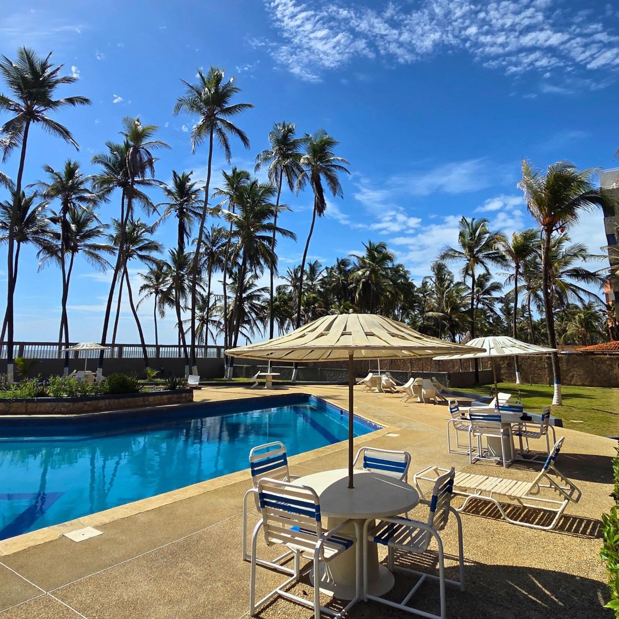 Апартаменти Tucacas, Frente Al Mar, Balcon, Piscina Y Playa Privada Екстер'єр фото
